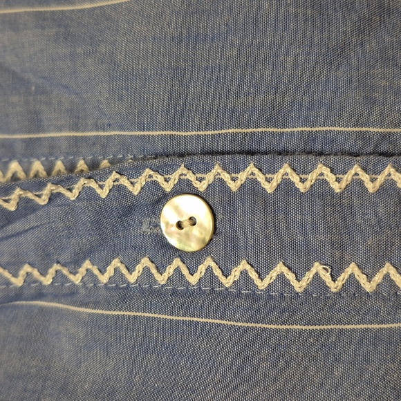 Liz Claiborne Blue Sleeveless Button-Up Top w Embroidery Detail Sz XL - Picture 5 of 12